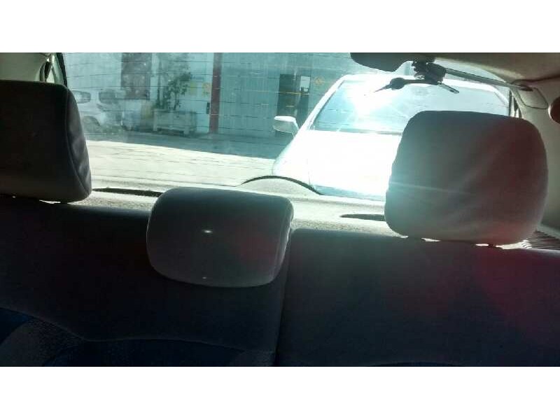 renault clio ii fase i (b/cbo) del año 2001