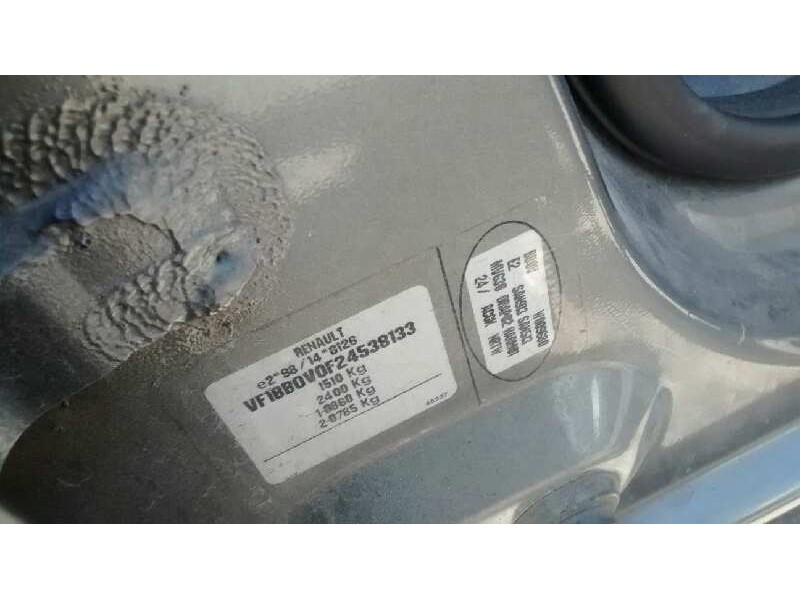 renault clio ii fase i (b/cbo) del año 2001