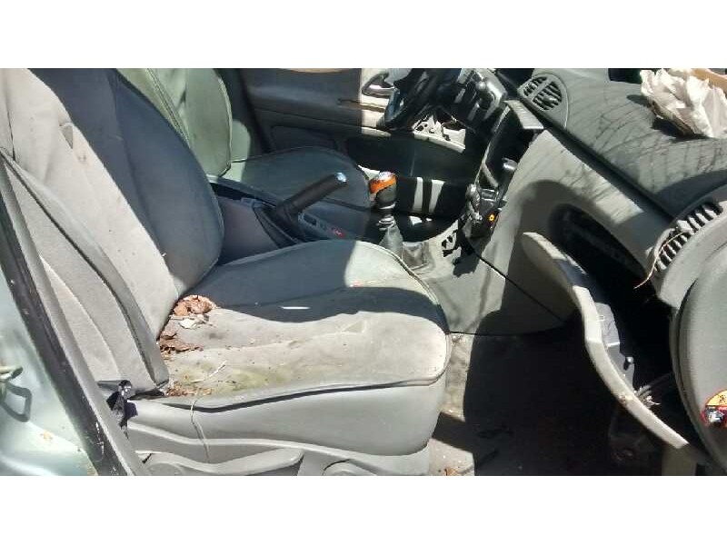 renault laguna ii (bg0) del año 2003