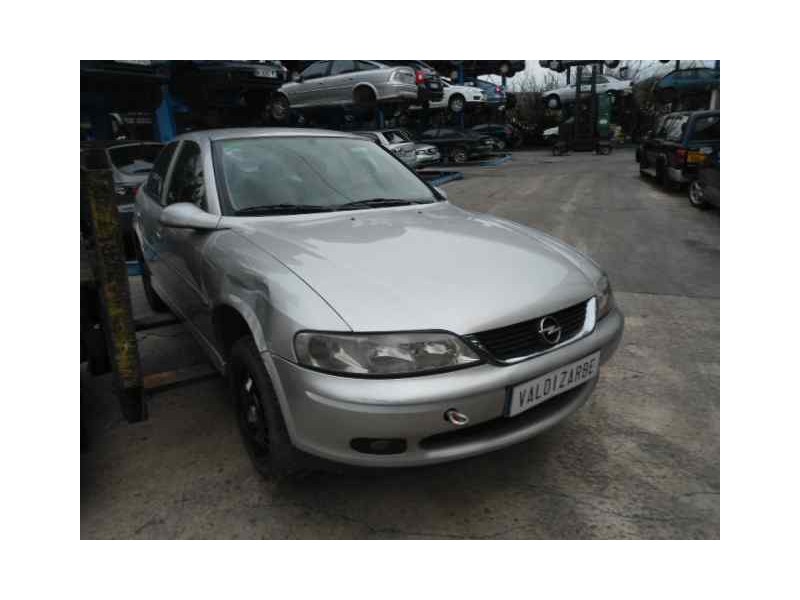opel vectra b berlina del año 1999