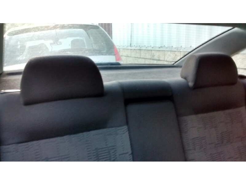 volkswagen passat berlina (3b2) del año 1999