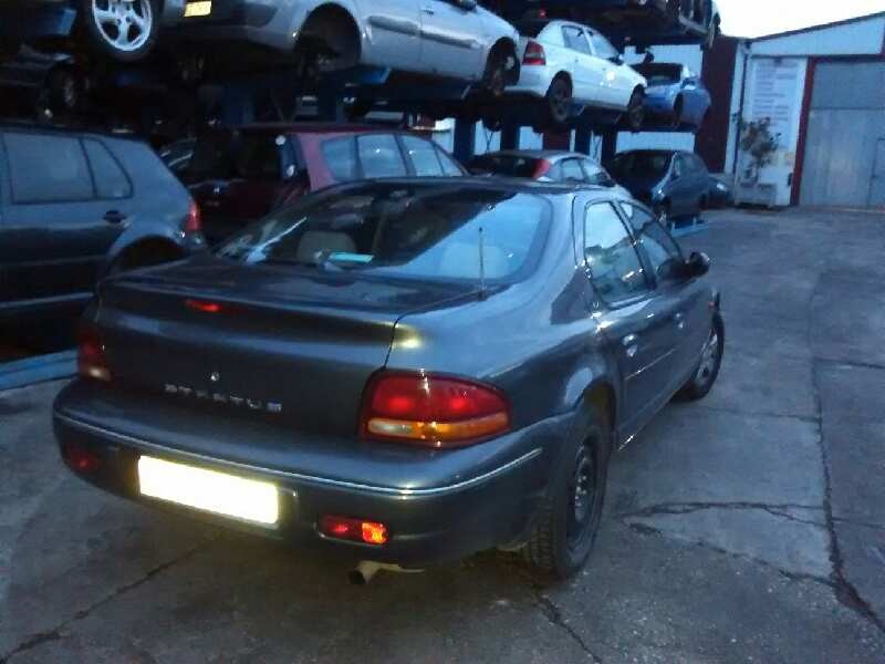 chrysler stratus berlina (ja) del año 2000