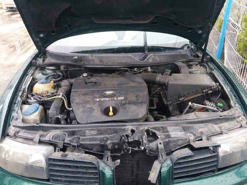 seat toledo (1m2) del año 1999