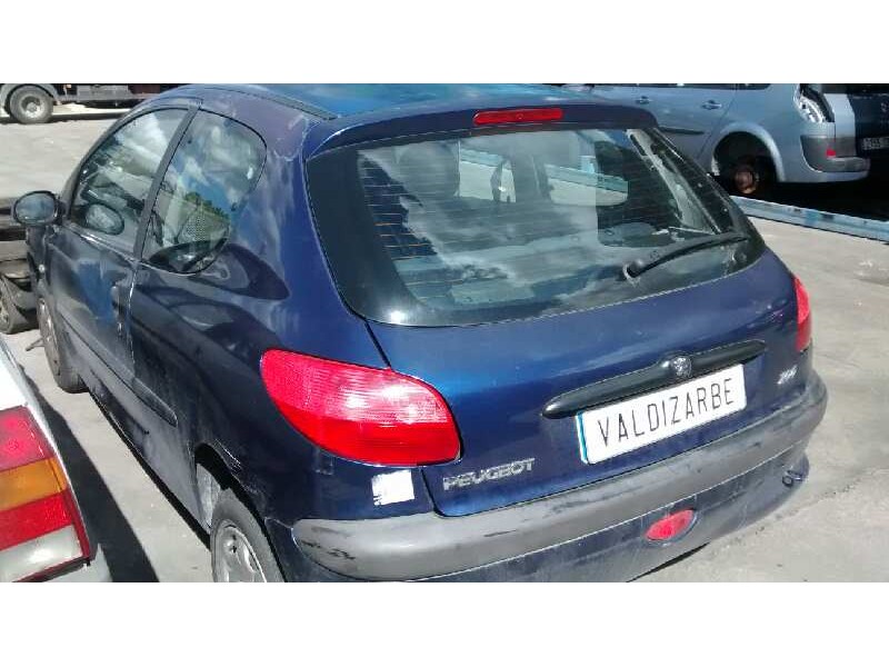 peugeot 206 berlina del año 1999