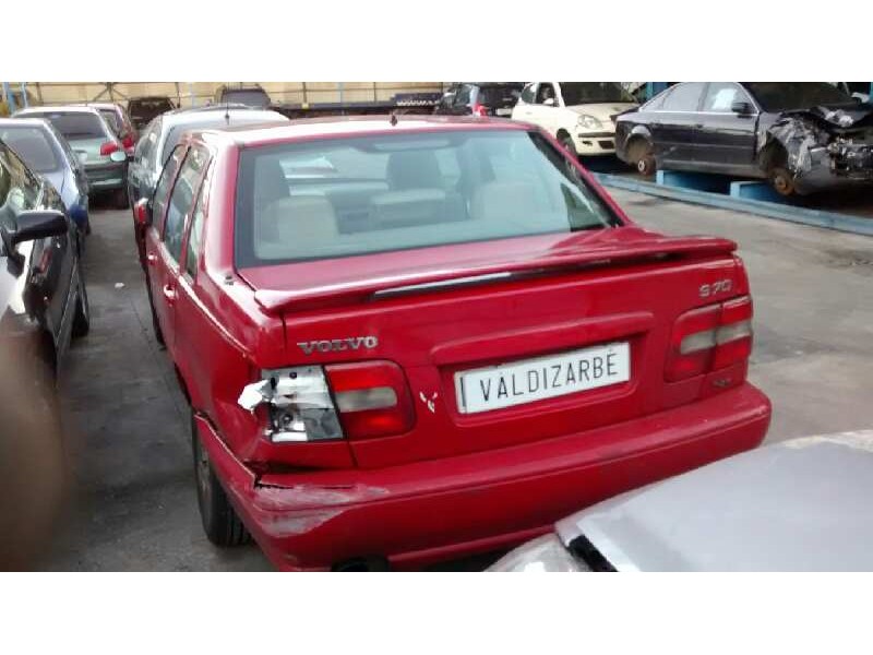 volvo s70 berlina del año 1999