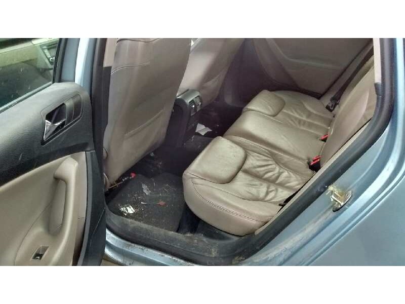 volkswagen passat variant (3c5) del año 2007