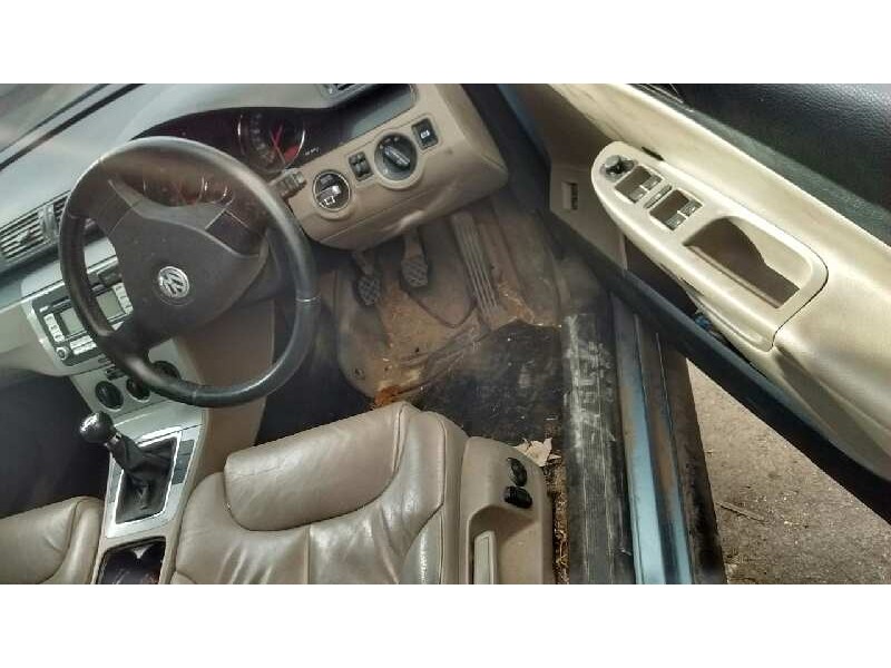 volkswagen passat variant (3c5) del año 2007