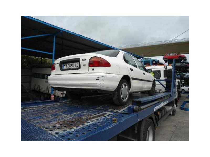 ford mondeo berlina/familiar (fd) del año 1993