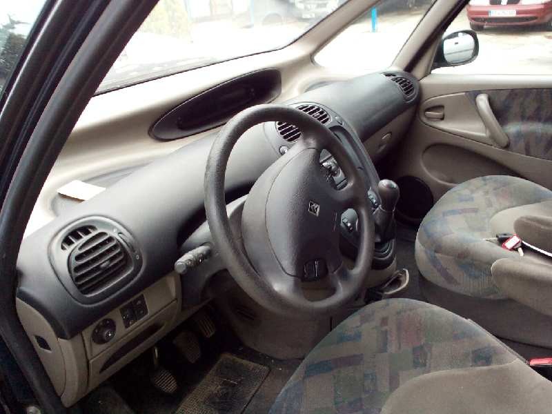 citroën xsara picasso del año 2000