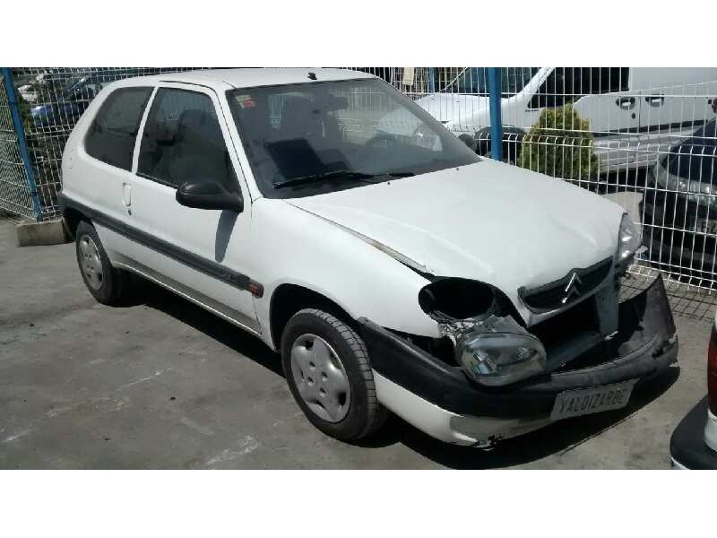 citroën saxo del año 2000