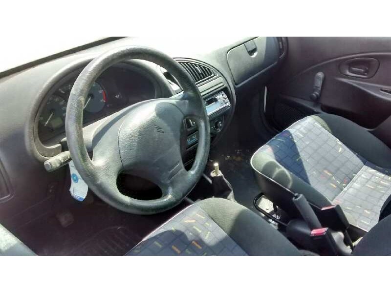 citroën saxo del año 2000