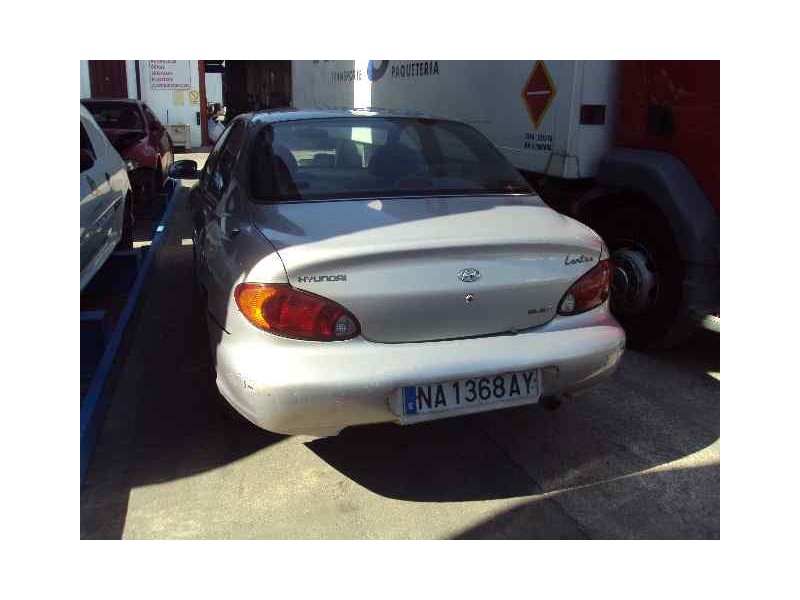hyundai lantra berlina (rd) del año 1999