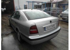 skoda octavia berlina (1u2) del año 2000 2