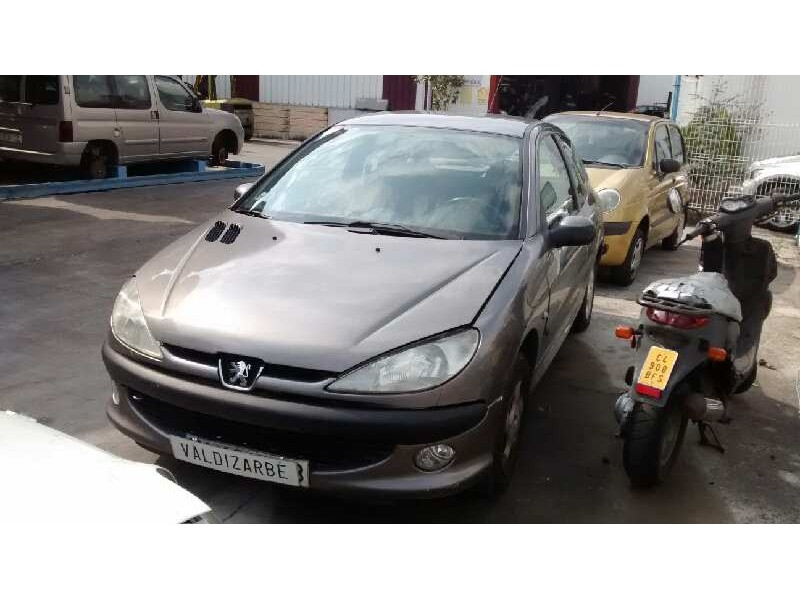 peugeot 206 berlina del año 1999