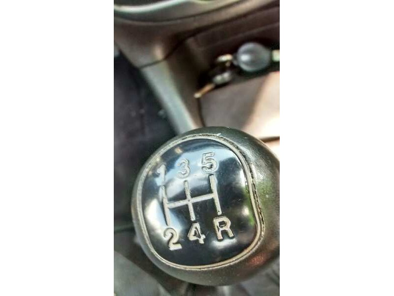 peugeot 206 berlina del año 1999