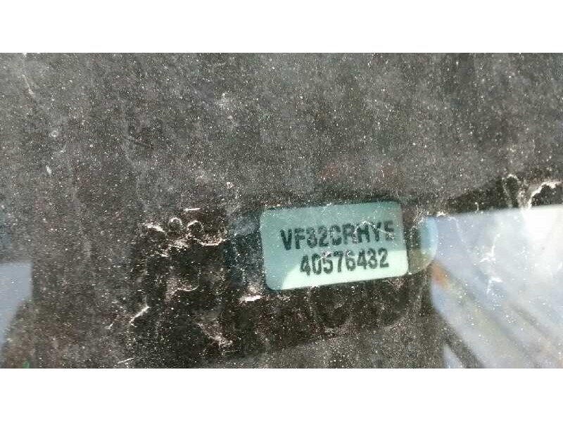 peugeot 206 berlina del año 1999