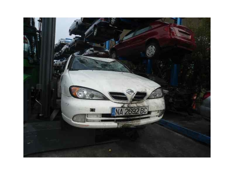 nissan primera berlina (p11) del año 2000