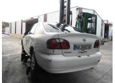 nissan primera berlina (p11) del año 2000 2