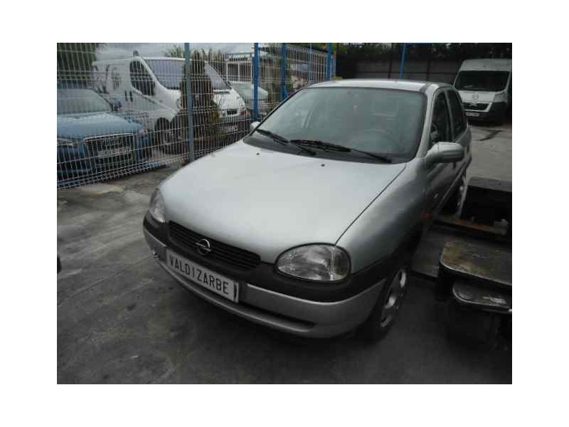 opel corsa b del año 2000