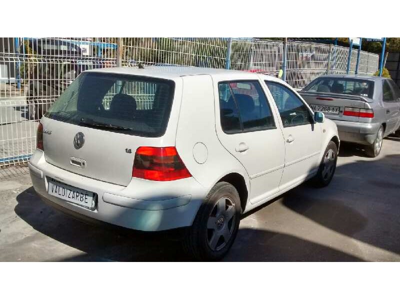 volkswagen golf iv berlina (1j1) del año 1999