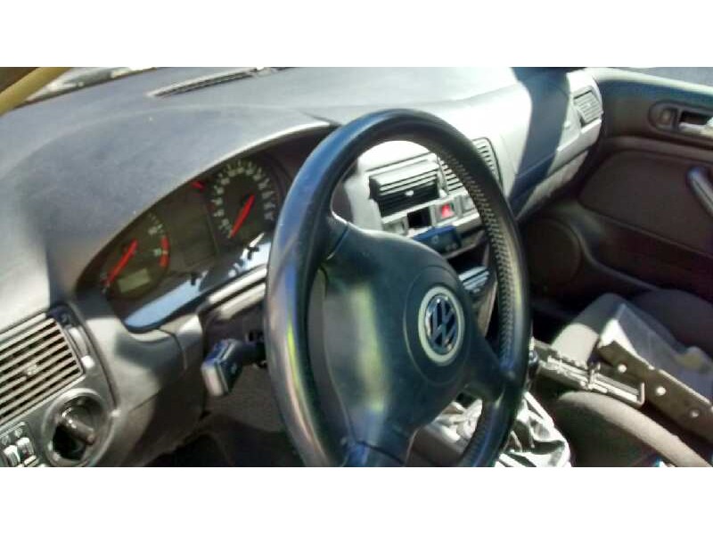 volkswagen golf iv berlina (1j1) del año 1999