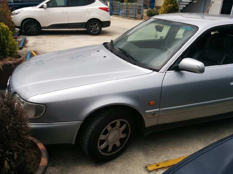 audi a6 berlina (c4) del año 1996