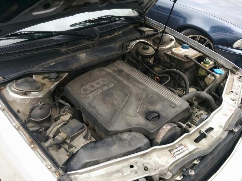 audi a6 berlina (c4) del año 1996