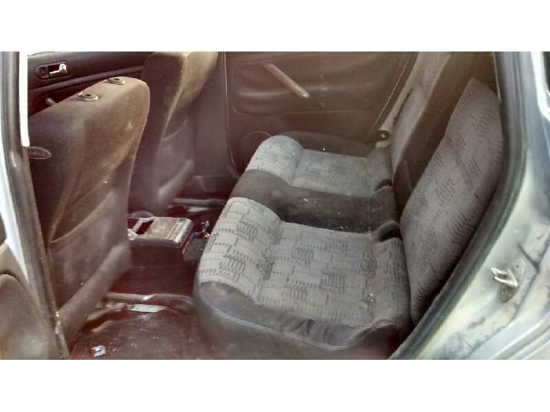 volkswagen passat berlina (3b2) del año 1999