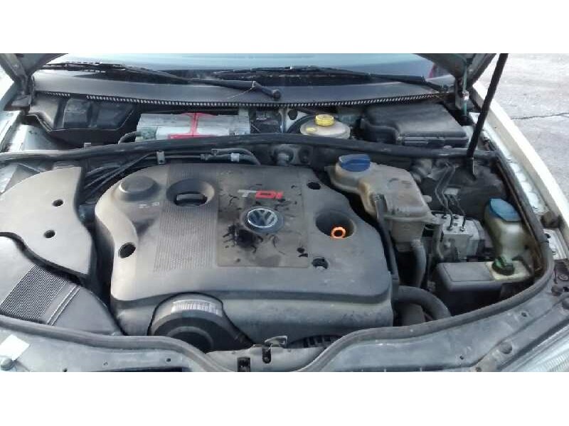 volkswagen passat berlina (3b2) del año 1999