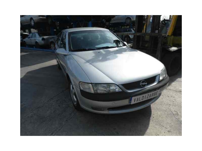 opel vectra b berlina del año 1998