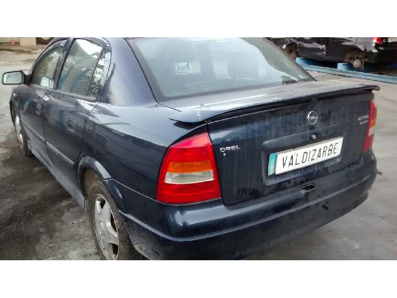 opel astra g berlina del año 1999