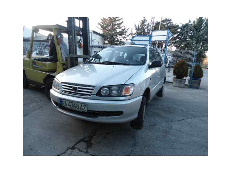 toyota picnic (m10) del año 1999