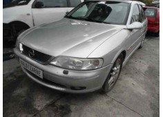 opel vectra b berlina del año 2000