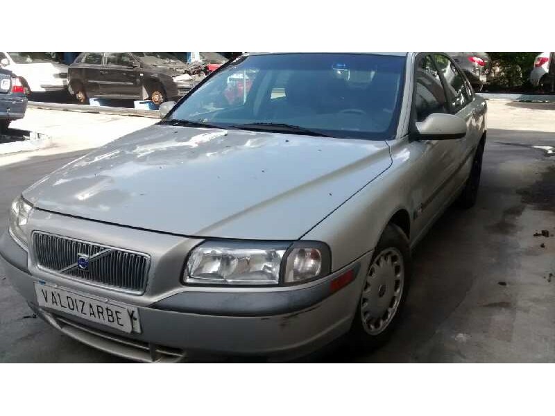 volvo s80 berlina del año 1999