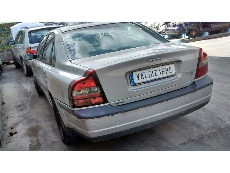 volvo s80 berlina del año 1999