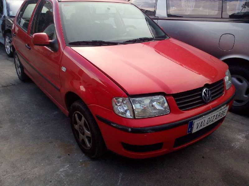 volkswagen polo berlina (6n2) del año 2000