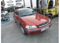 volvo s40 berlina del año 1998