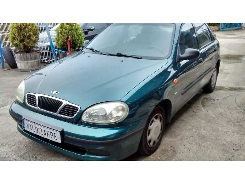 daewoo lanos del año 1999