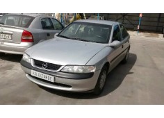 opel vectra b berlina del año 1997