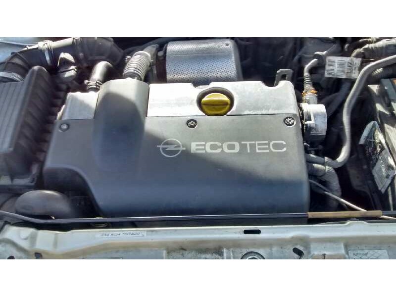 opel astra g berlina del año 1999