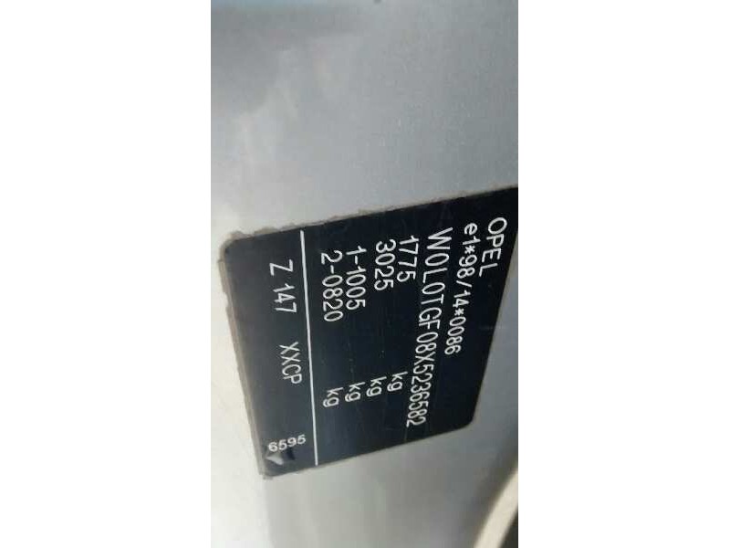 opel astra g berlina del año 1999