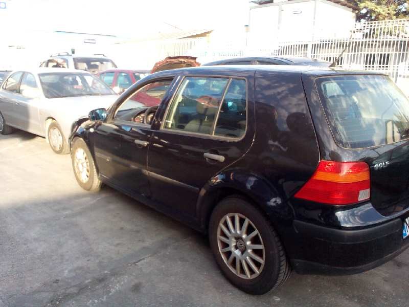 volkswagen golf iv berlina (1j1) del año 2000
