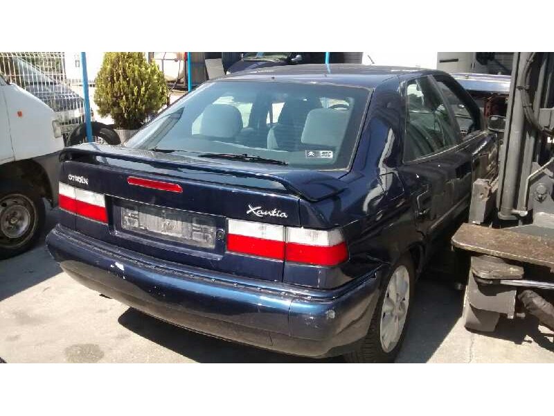 citroën xantia berlina del año 2000