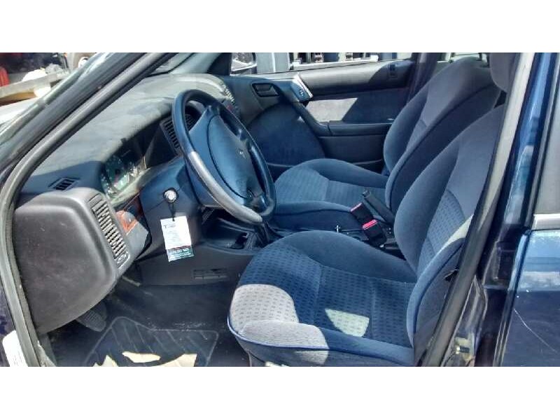 citroën xantia berlina del año 2000