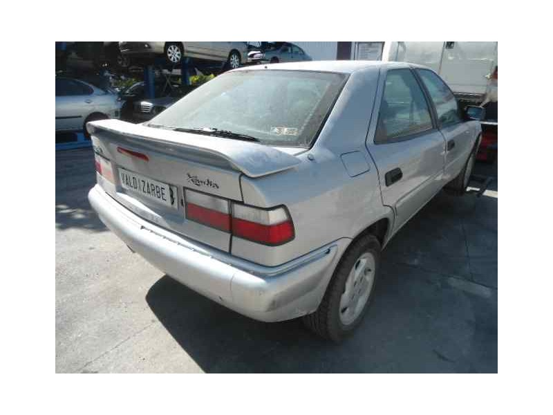 citroën xantia berlina del año 2000