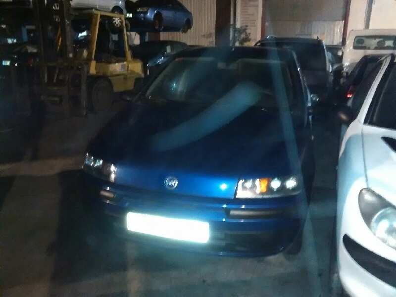 fiat punto berlina (188) del año 2000