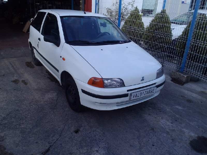 fiat punto berlina (176) del año 1999