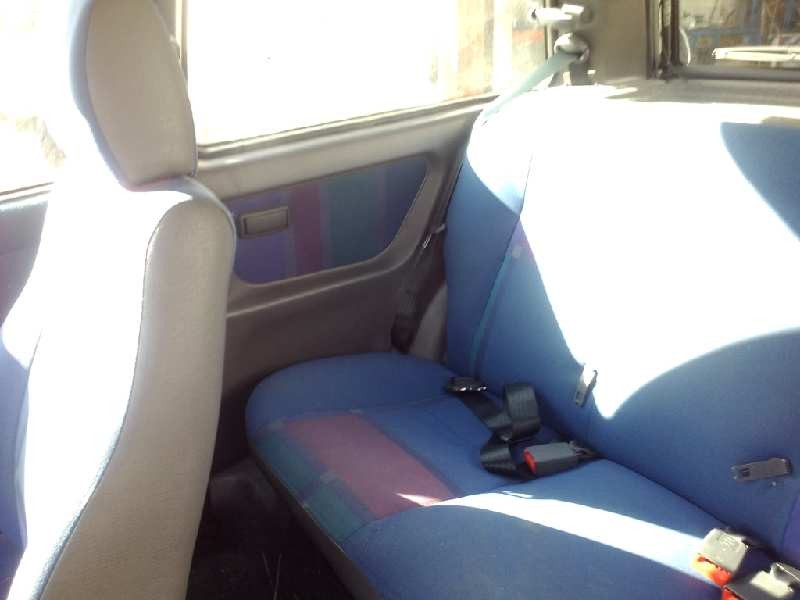 fiat punto berlina (176) del año 1999