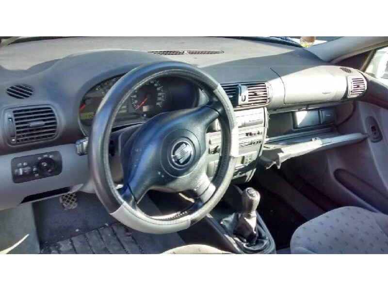 seat toledo (1m2) del año 1999