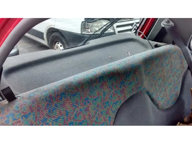 nissan micra (k11) del año 2000